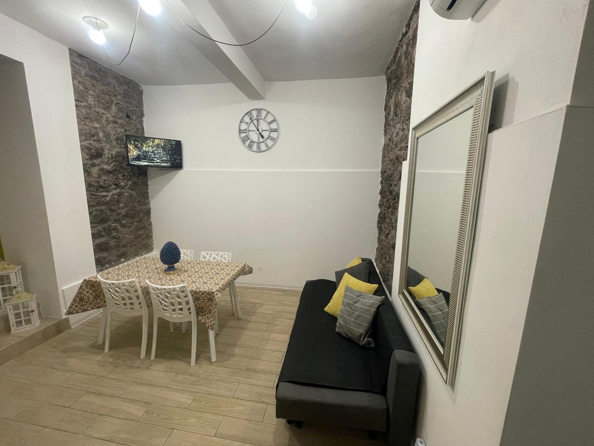 Апартаменты Cortile Corsica 13 Катания Экстерьер фото